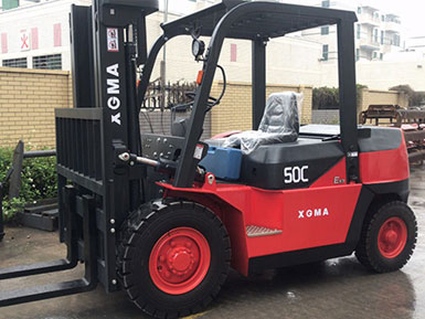 恭喜今日銷售部又出一單！廈工5.0T叉車壹臺